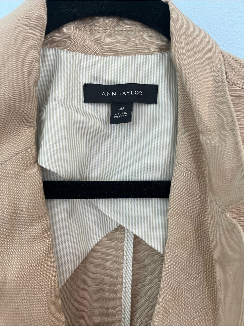Ann Taylor Beige/Tan Double-Breasted Blazer - Picture 2 of 3